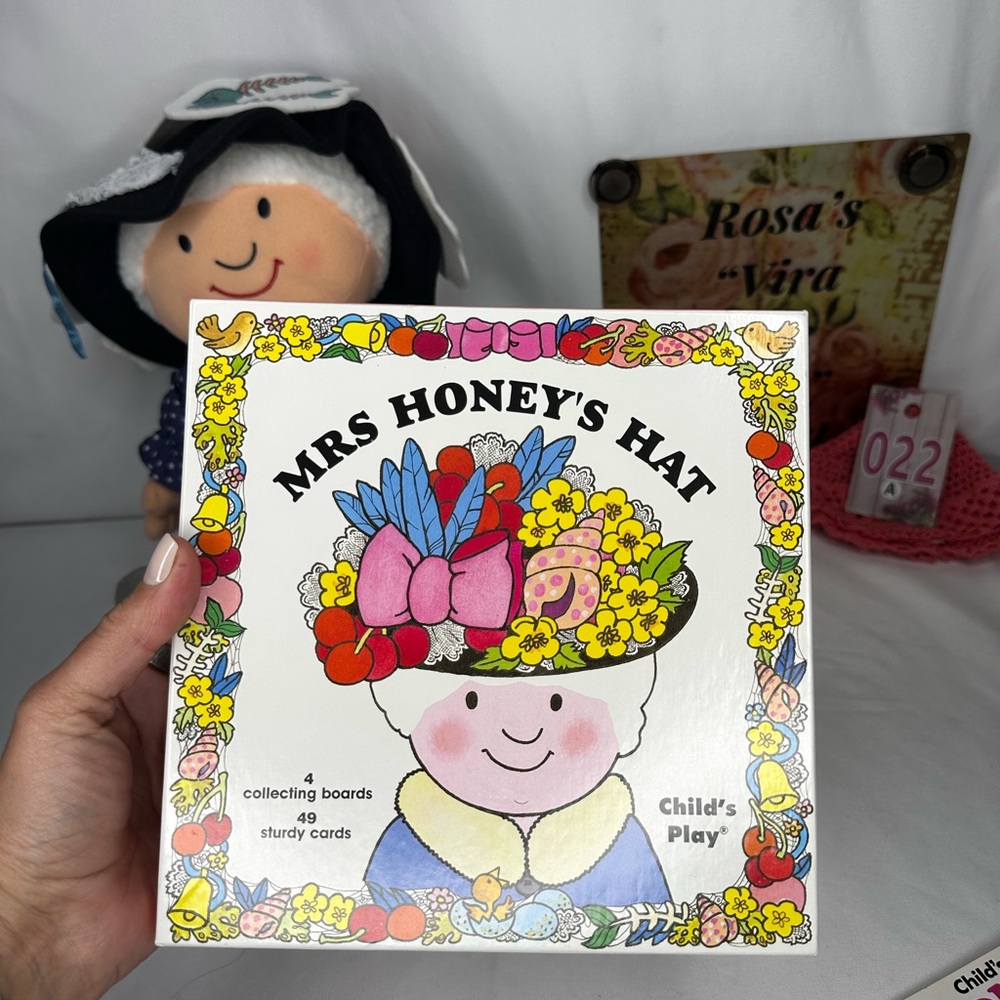 Vintage New without Bag Mrs Honey's Hat Polka Dot Doll with Book and Game Set - Picture 5 of 11